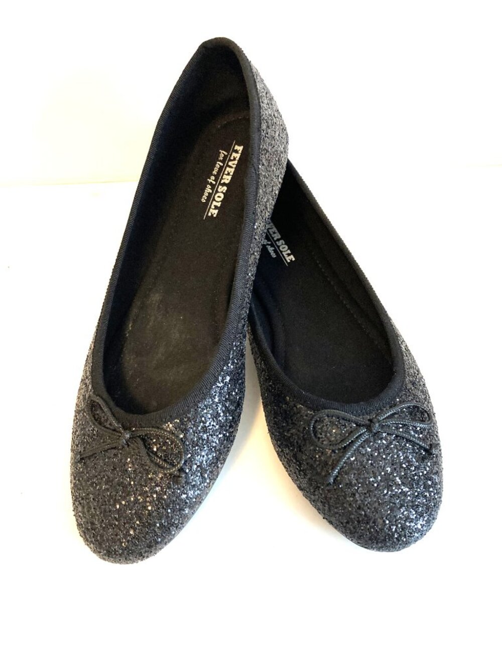 Ferver Sole Glittered Flat Black Memory Foam Size 9.5 NWT